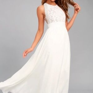 NWT Lulu’s “Forever & Always” White Lace Maxi Dress